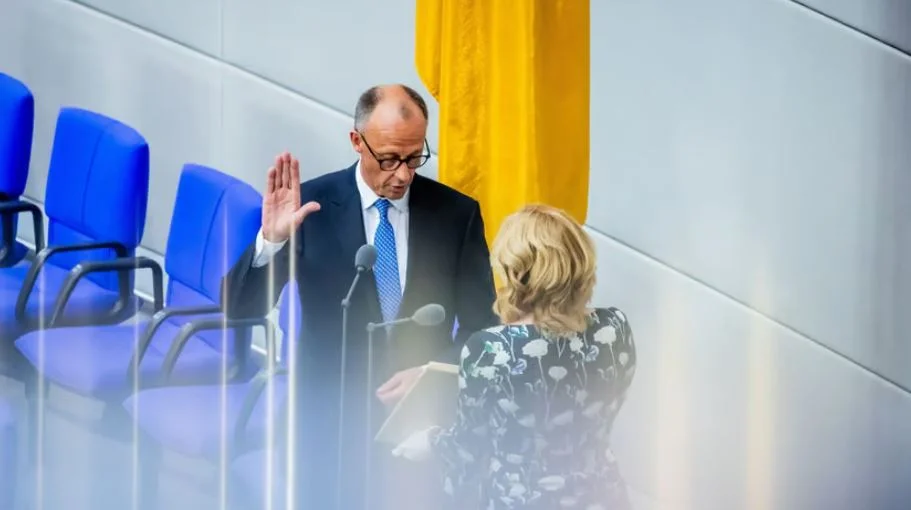 После болезненного поражения Фридрих Мерц становится канцлером Германии. Ему потребовался унизительный второй тур парламентских выборов, чтобы одержать победу